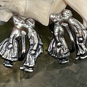 Old Sterling Silver Earrings Figural Kissing Couple Screwback